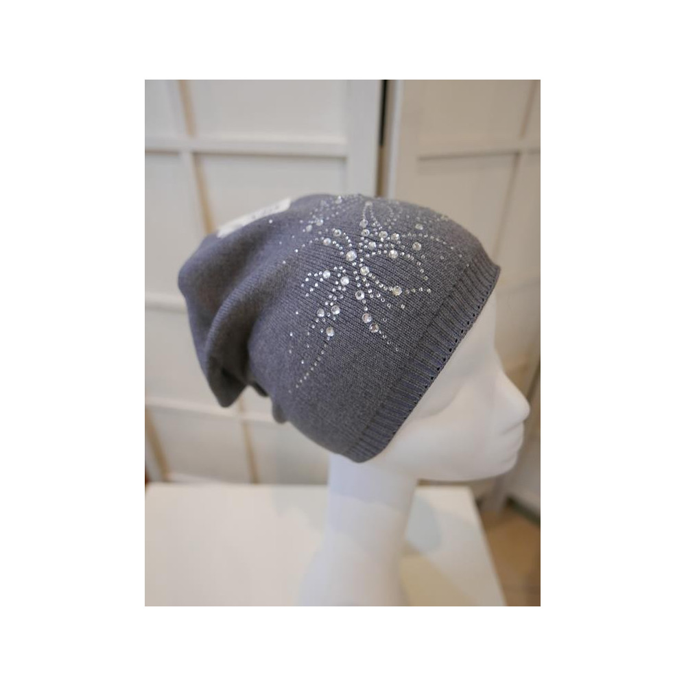 Szara czapka z cyrkoniami akryl