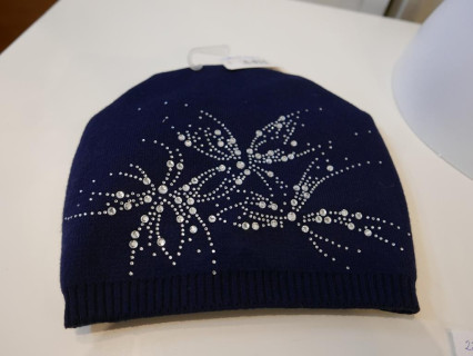 Granatowa czapka z cyrkoniami akryl