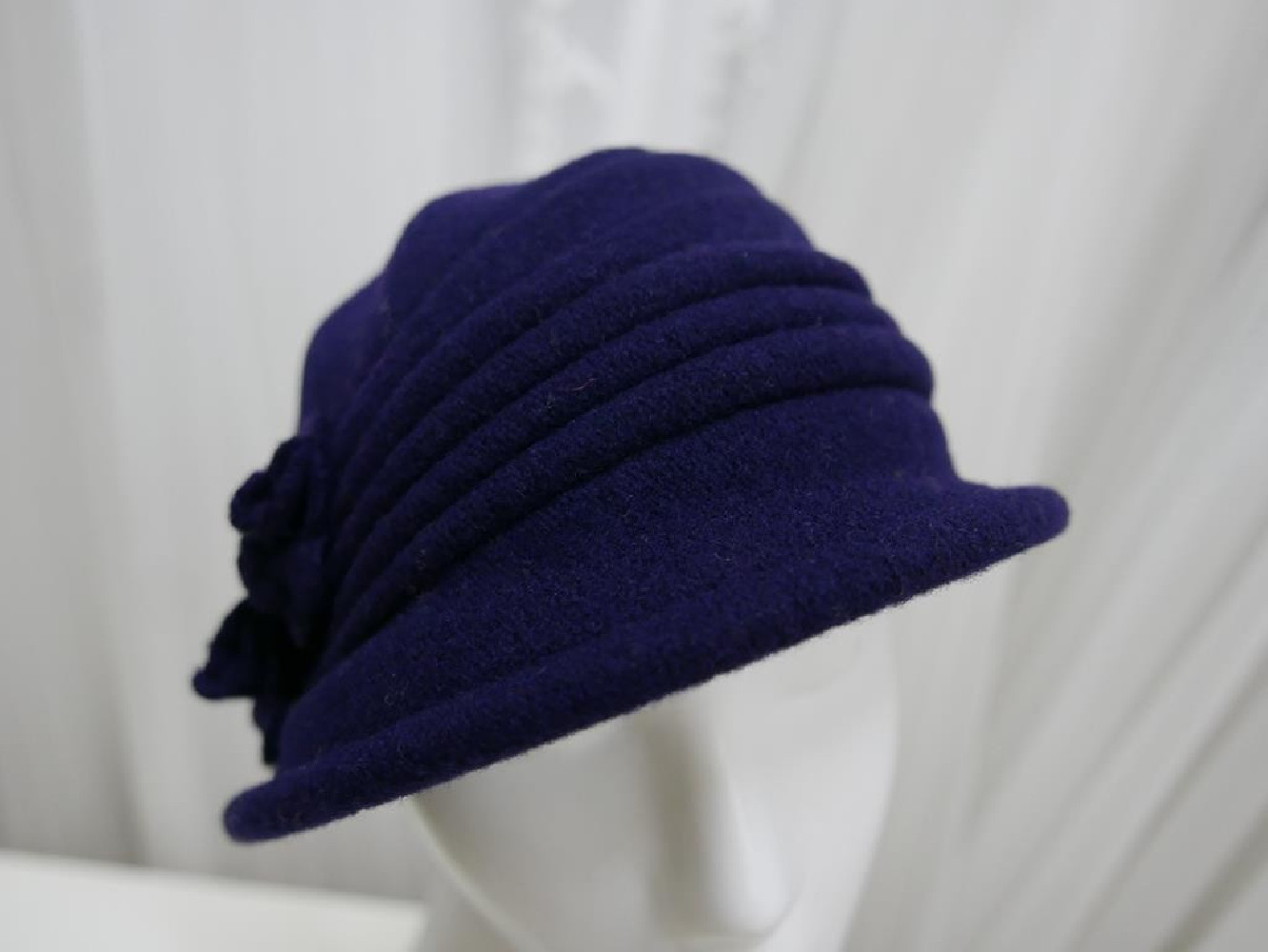 Granatowy kapelusz dzianina wełniana 55-58 cm