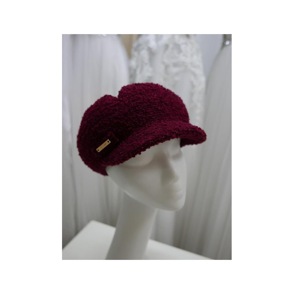 Wiśniowy kaszkiet modelowany 54-56 cm