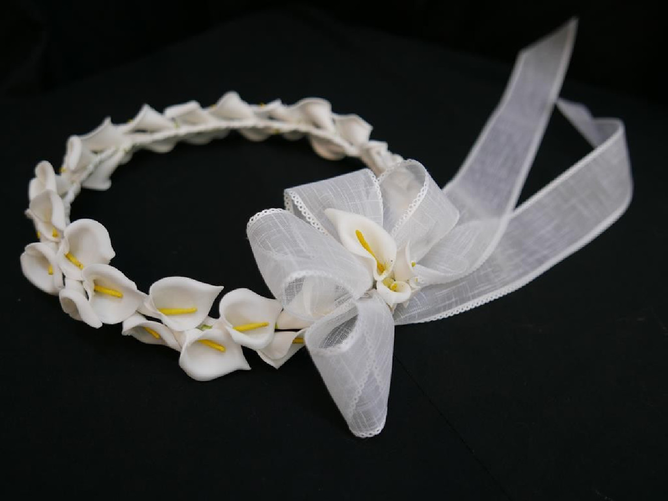 Cantedeski wianek komunijny z kokardą