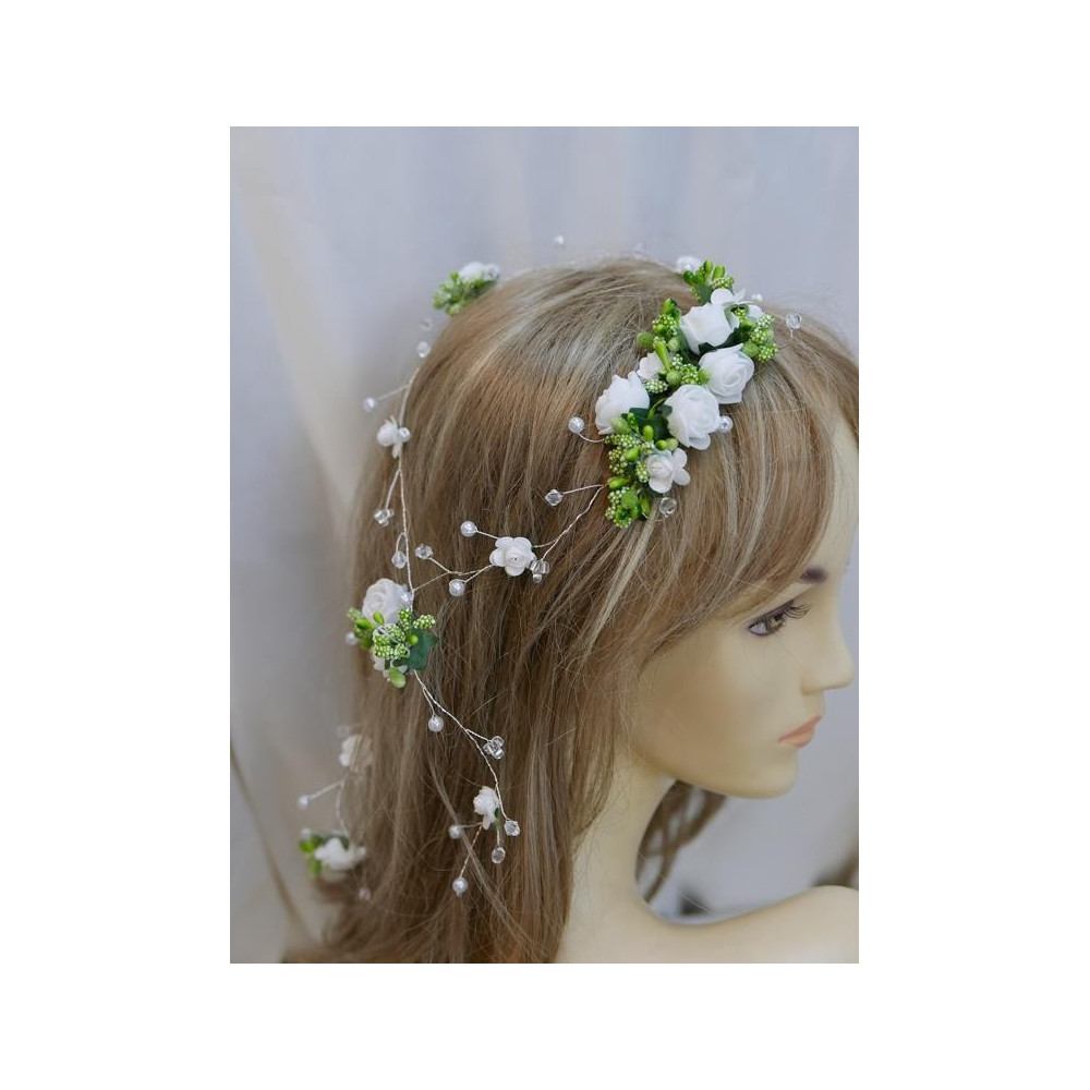 Biało - zielony wianek girlanda, wężyk z kwiatów 88 cm