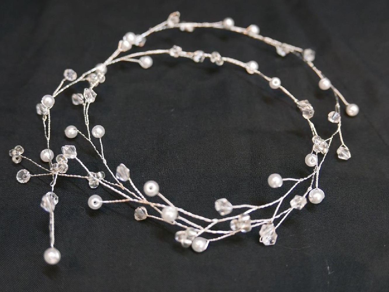 Biały węzyk  - fantazyjny wianek girlanda 85 cm