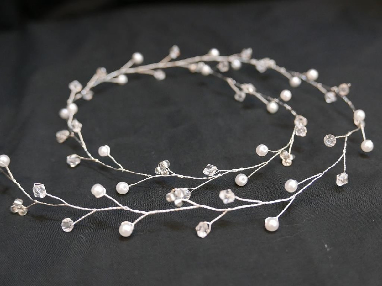 Biały węzyk  - fantazyjny wianek girlanda 85 cm