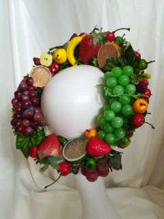 Owocowy wianek do sesji zdjęciowych