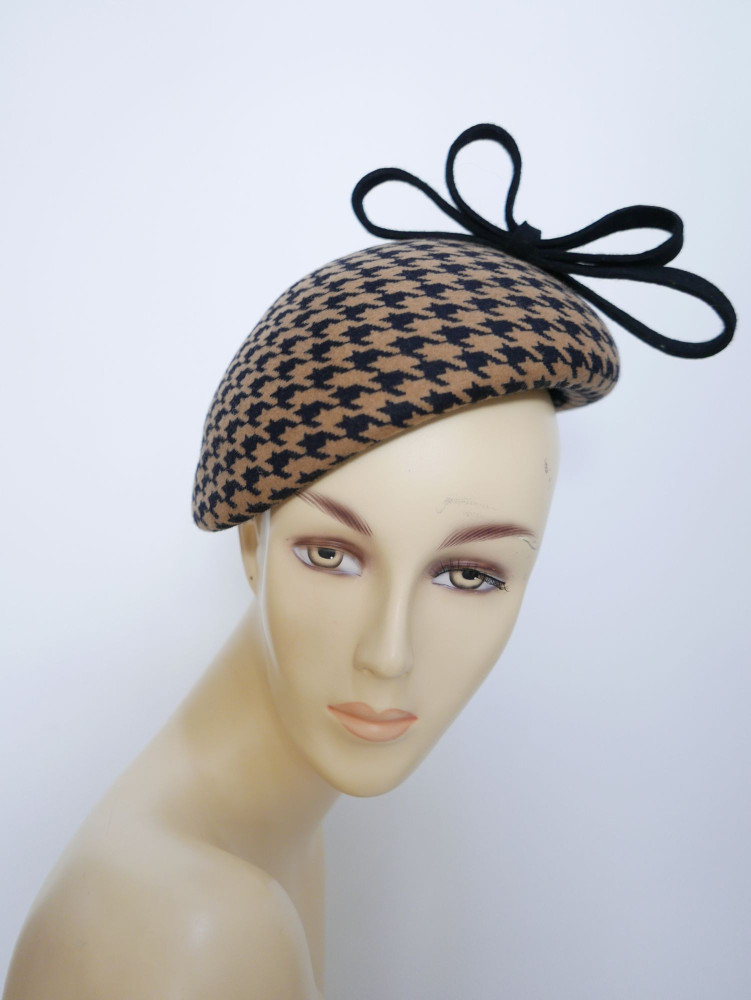Ivanka 2 midi toczek z filcu w pepitkę- kurza stopka | Zuwika Design