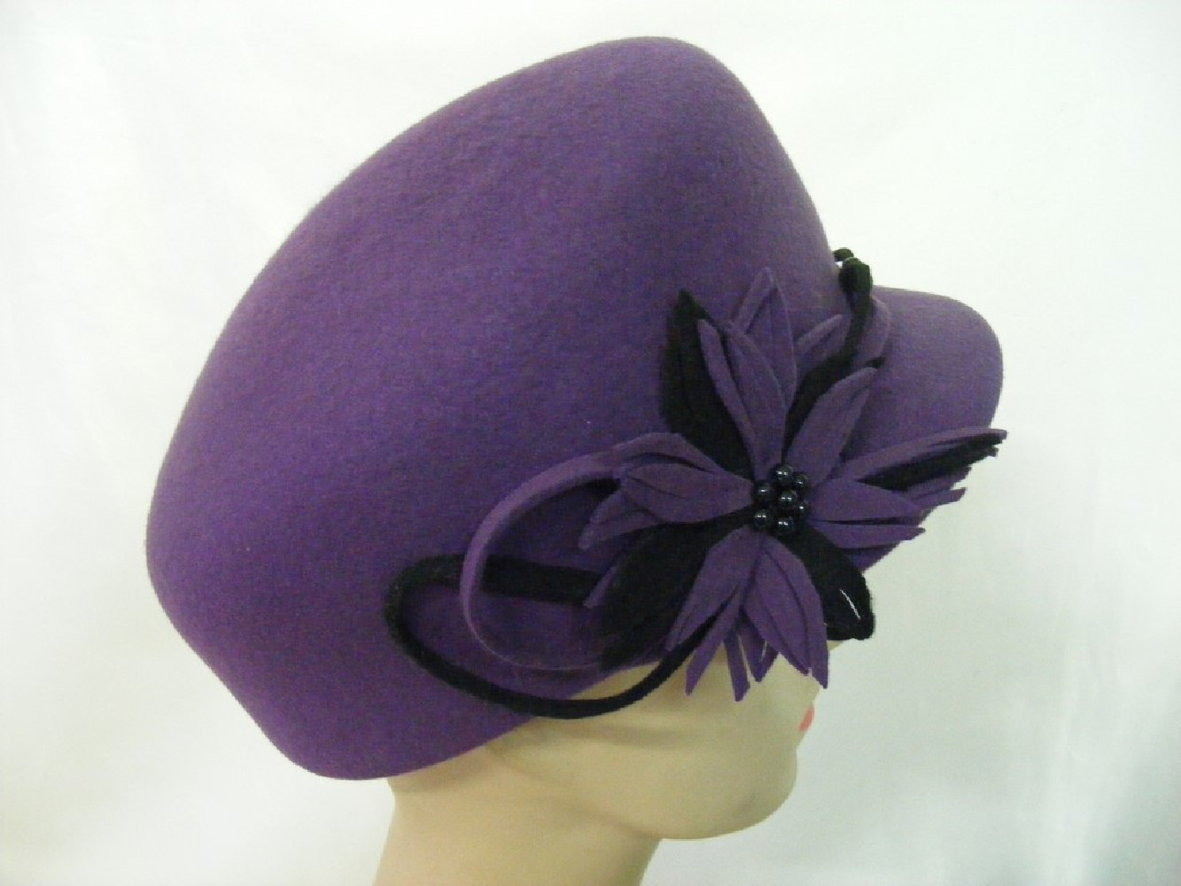 Nadia - fioletowy kaszkiet, oficerka filc 54-57 cm