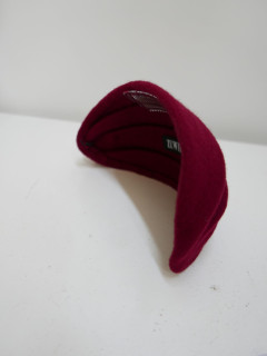 Natalia, bordowy half hat z filcu wełnianego | Zuwika Design