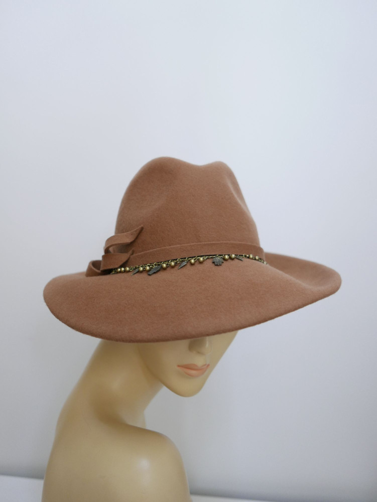 Borys ciemno beżowy kapelusz filcowy model fedora | Zuwika Design