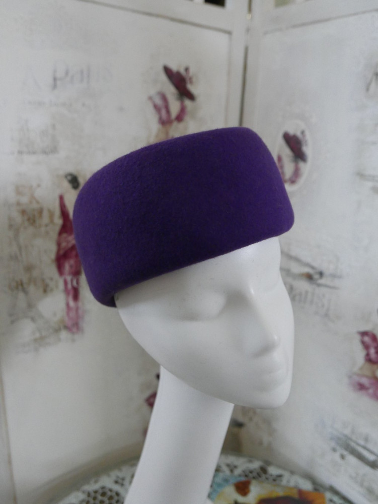 Olga fioletowy filcowy toczek 53 -56 cm
