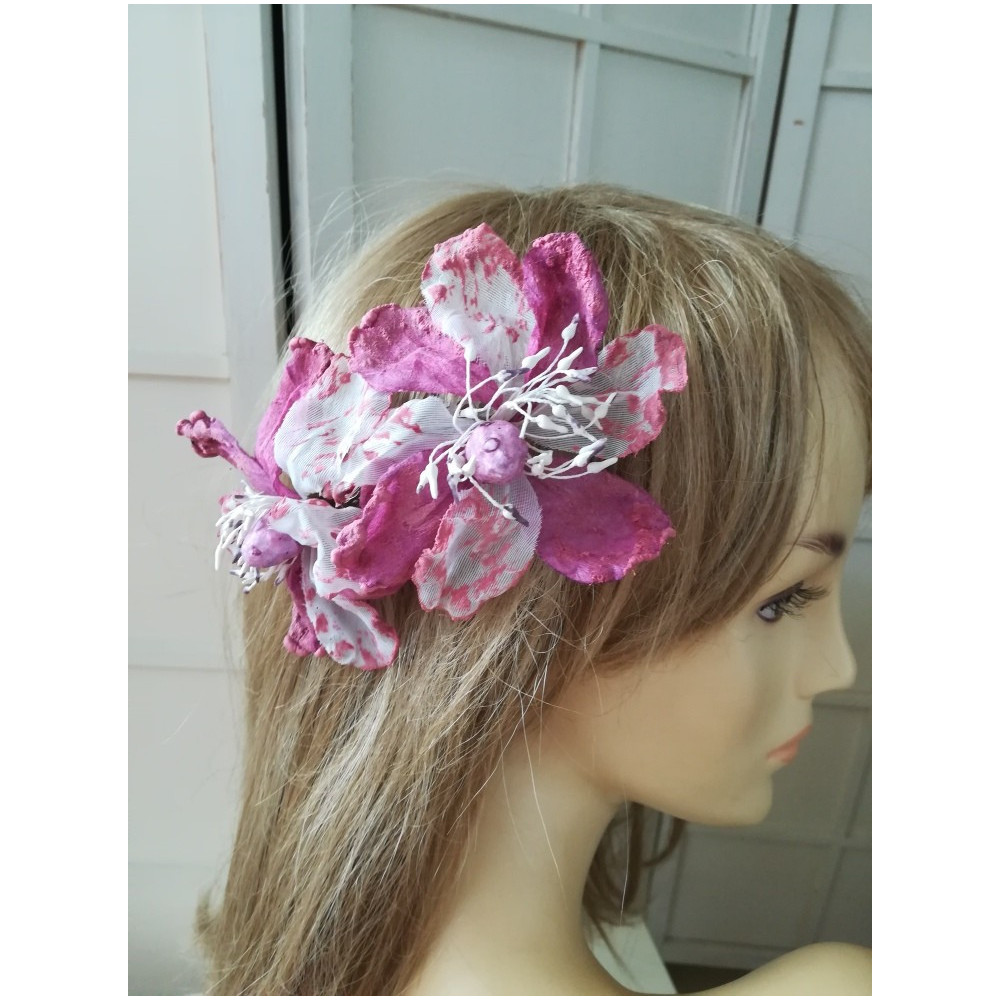 Różowe magnolie stroik na grzebyku