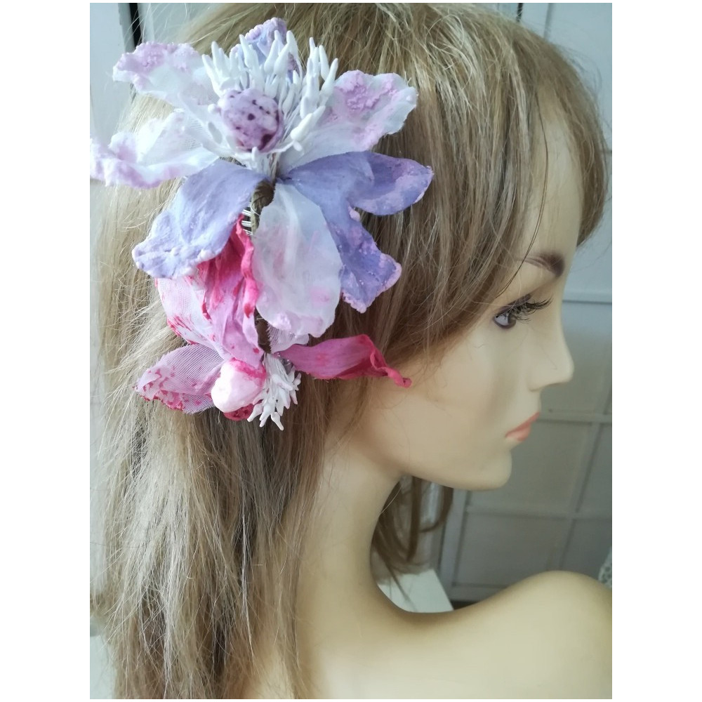 Różowo wrzosowe magnolie stroik na grzebyku