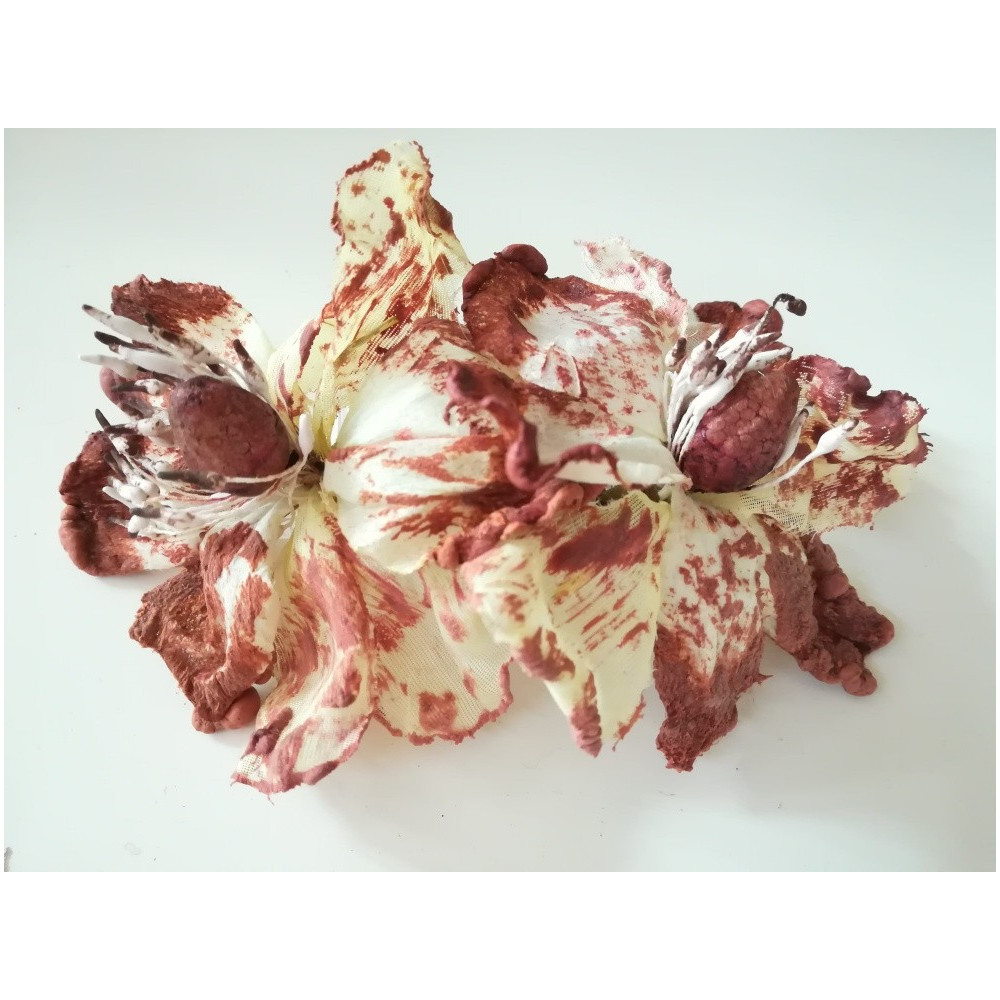 Brązowe magnolie stroik na grzebyku