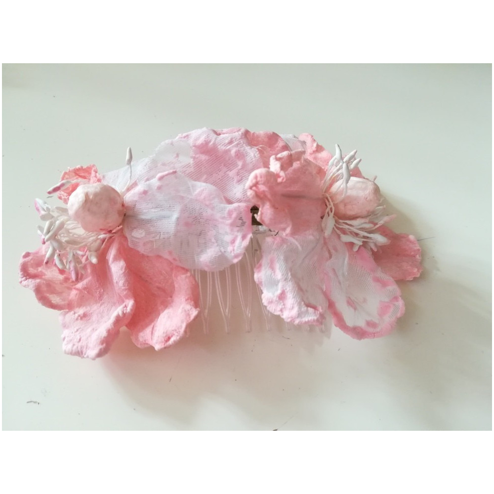 Różowe magnolie stroik na grzebyku