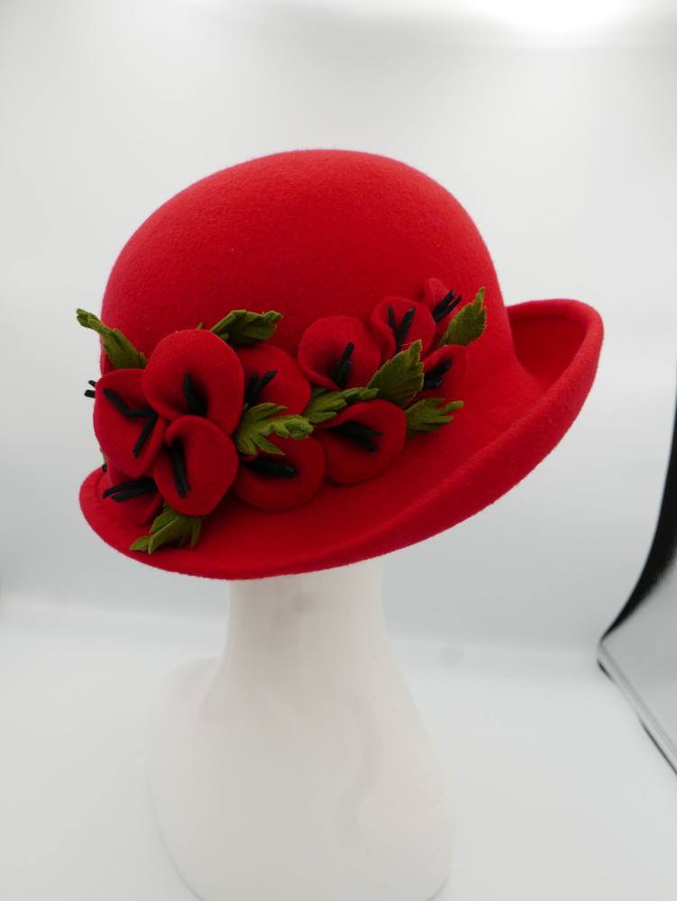 Pola Negri czerwony kapelusz filcowy w stylu retro 54-57 cm | Zuwika Design