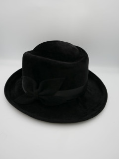 Czarny kapelusz welurowy fur felt | Zuwika Design