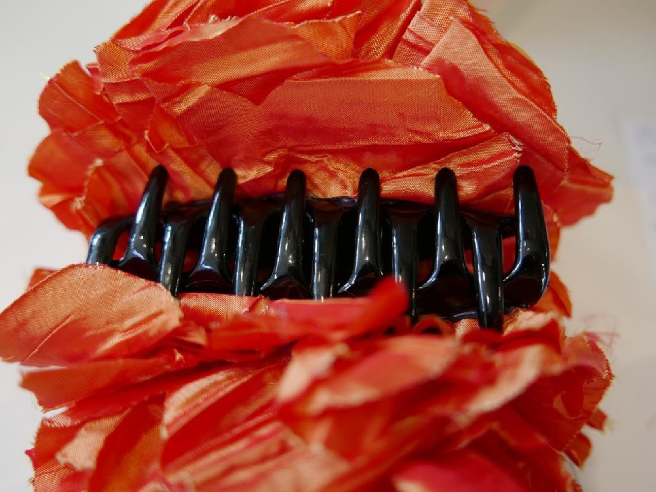 Pomarańczowe kwiaty spinka klamra do włosów