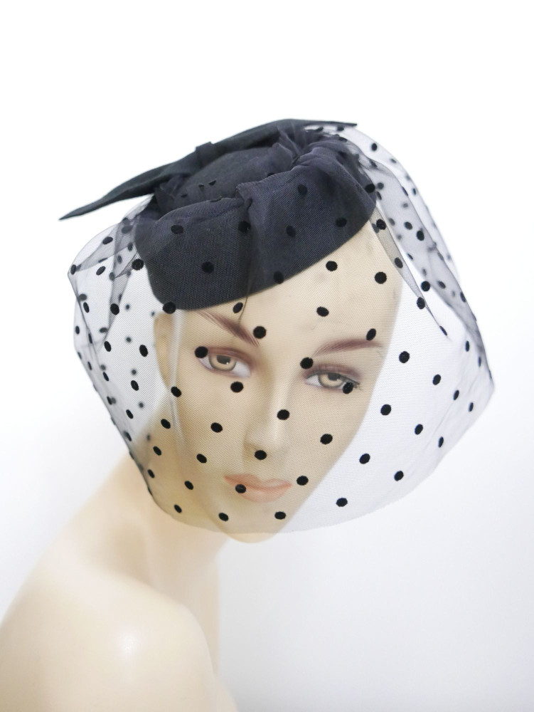 Dominika czarny fascynator z woalem | Zuwika Design