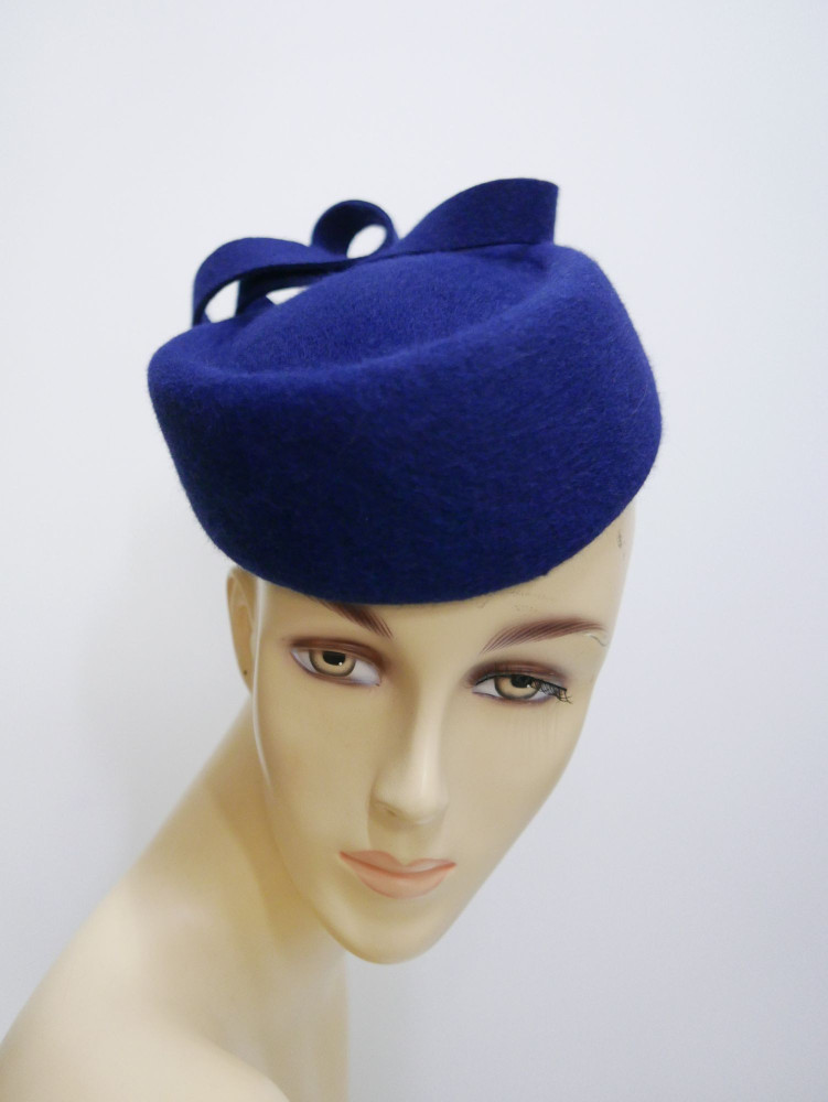 Tonya toczek filcowy royal blue | Zuwika Design