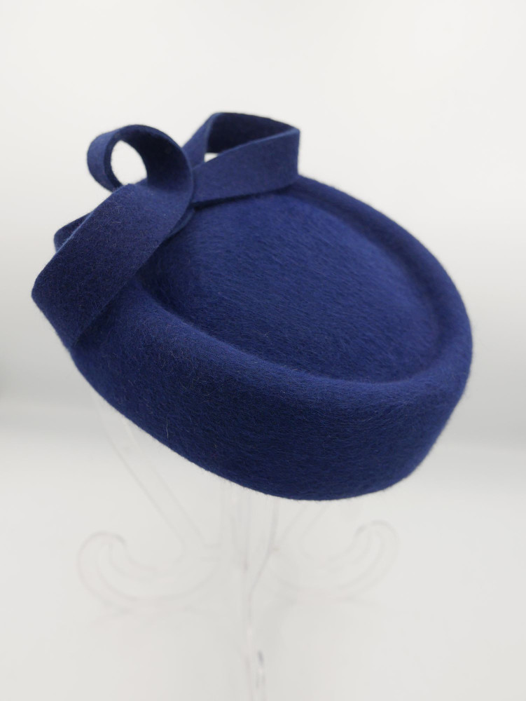 Tonya toczek filcowy royal blue | Zuwika Design