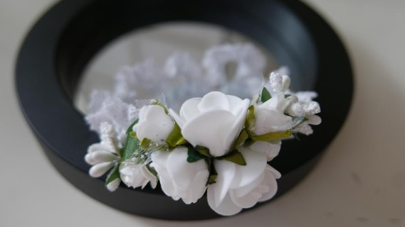 Biała opaska chrzest niemowlęca elastyczna