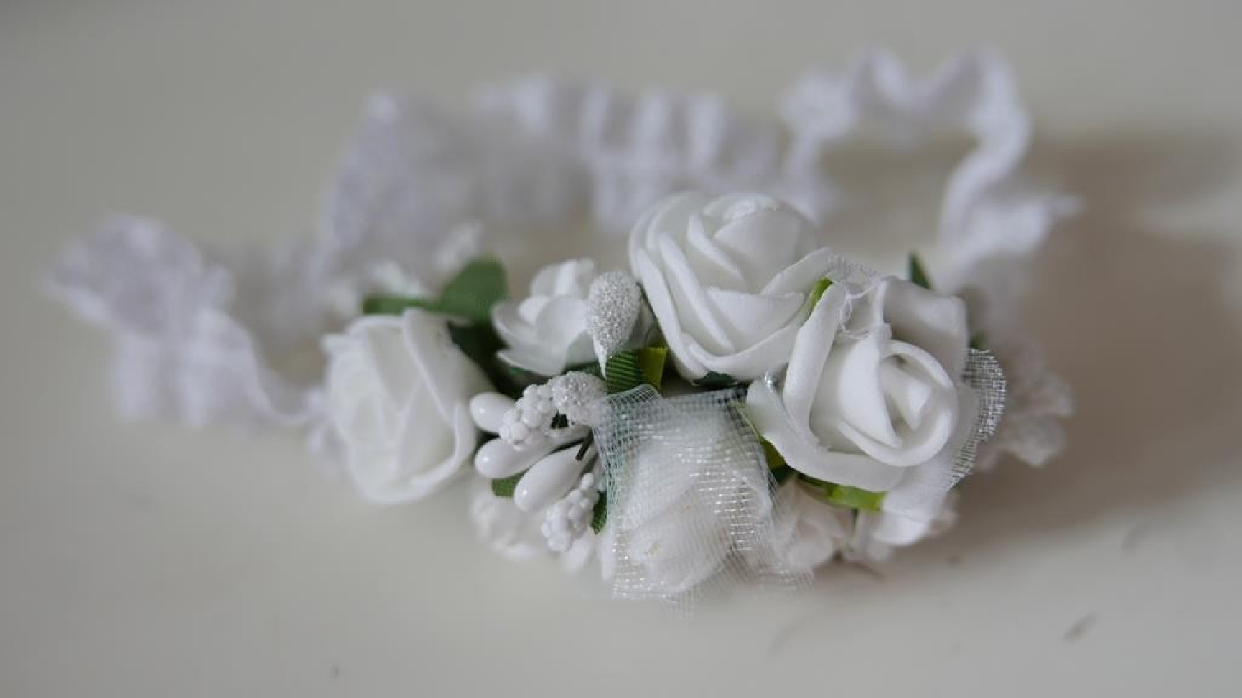 Biała opaska chrzest niemowlęca elastyczna