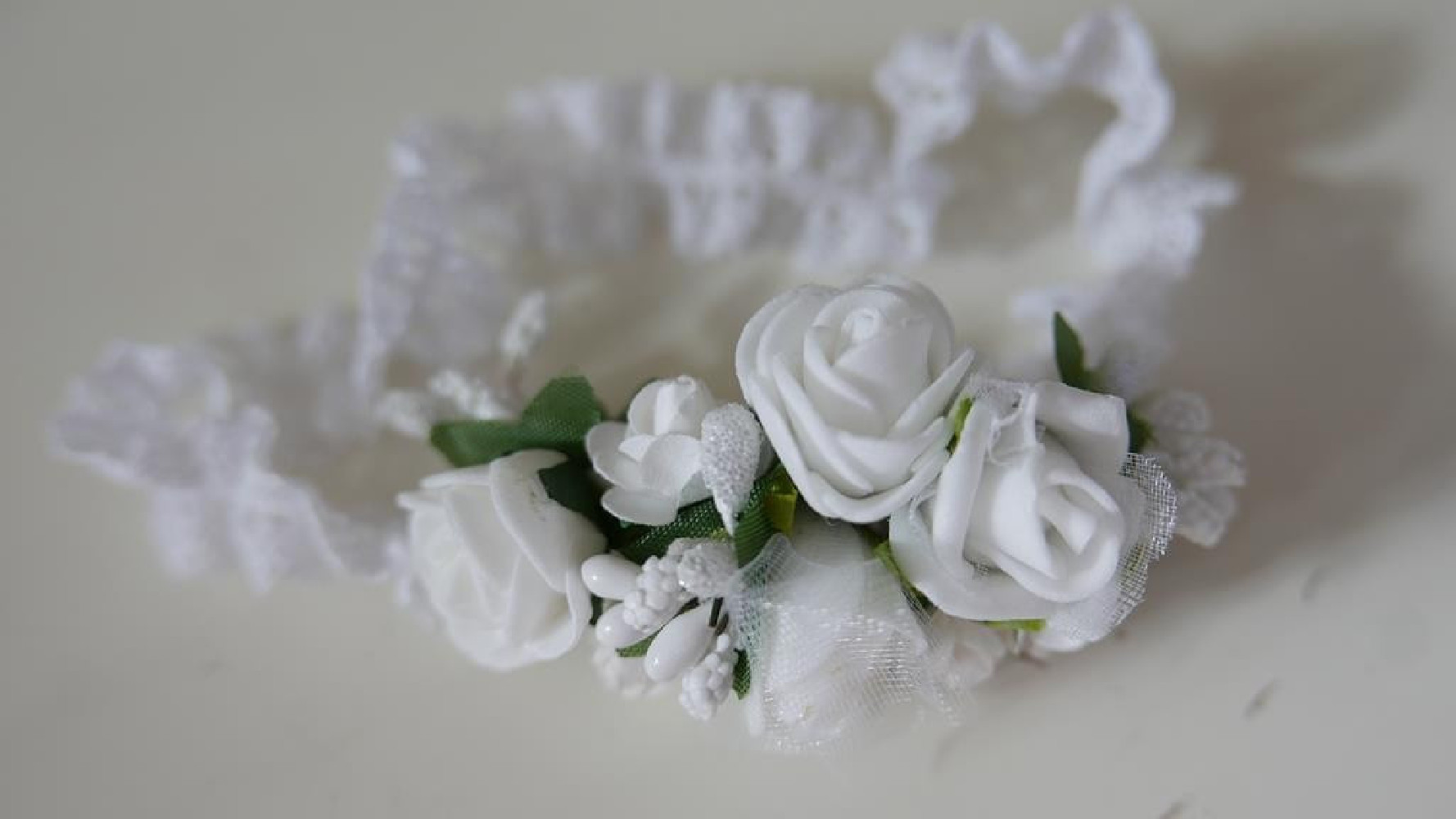 Biała opaska chrzest niemowlęca elastyczna