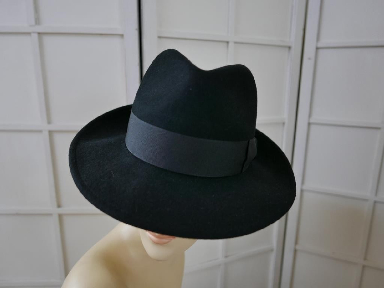 Męski czarny kapelusz filcowy  fedora 55 cm
