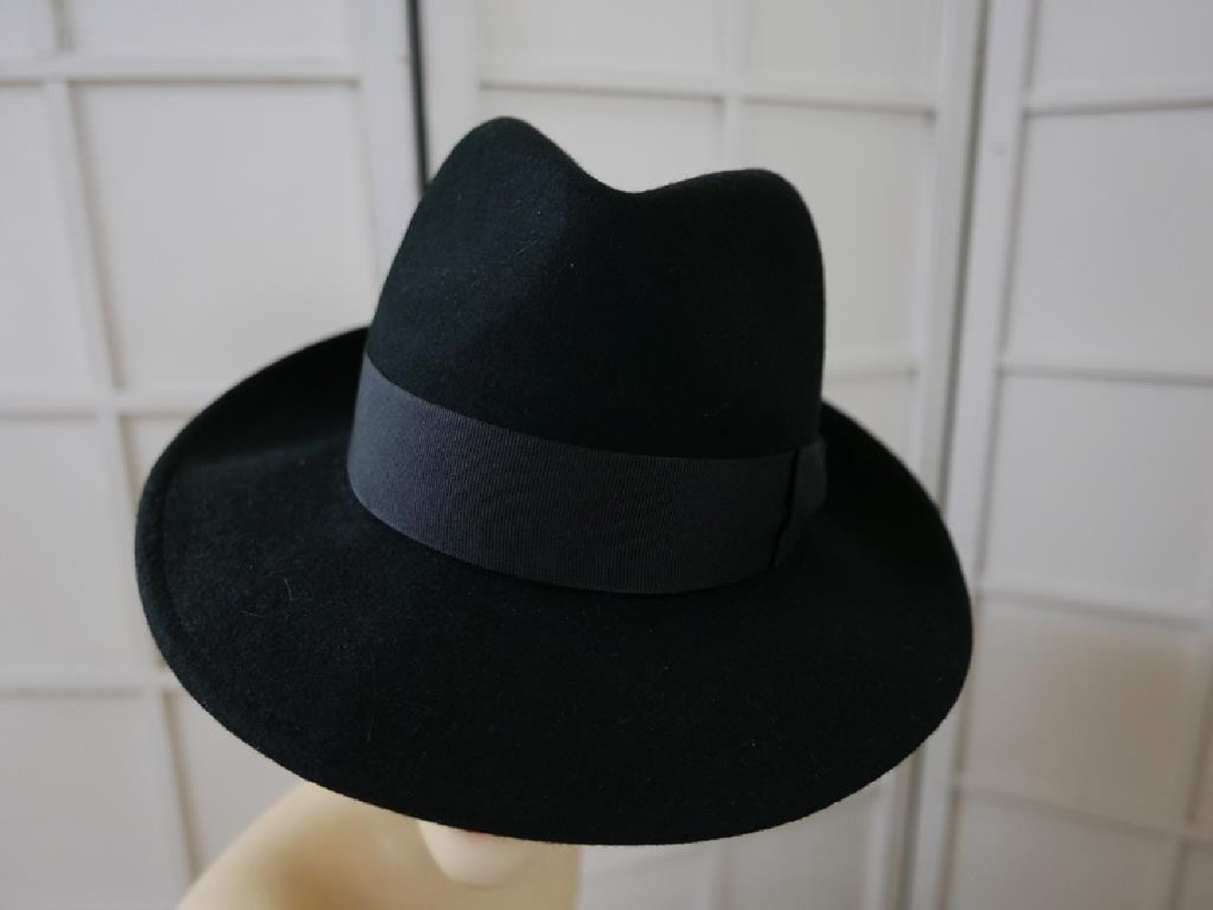 Męski czarny kapelusz filcowy  fedora 55 cm