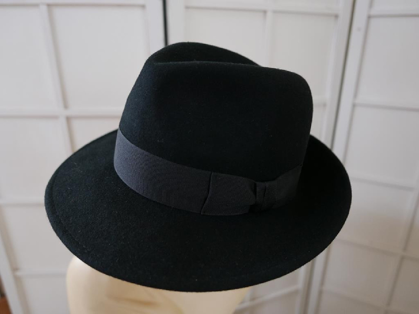 Męski czarny kapelusz filcowy  fedora 55 cm