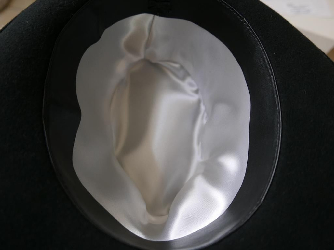 Męski czarny kapelusz filcowy  fedora 55 cm