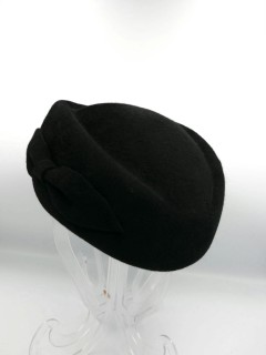 Teresita czarny toczek welurowy 53-56 cm | Zuwika Design