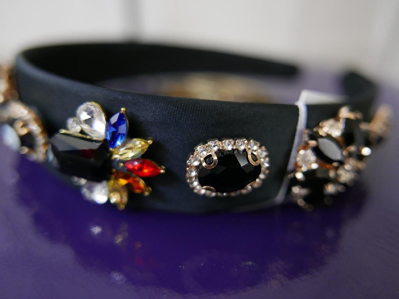 Czarno kolorowa przepaska z kamieni szer. 3 cm