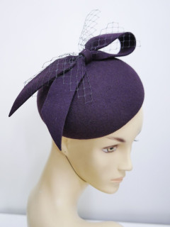 Walentyna, bakłażan mini beret filcowy z kokardą | Zuwika Design
