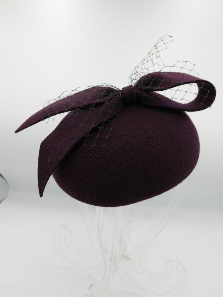 Walentyna, bakłażan mini beret filcowy z kokardą | Zuwika Design