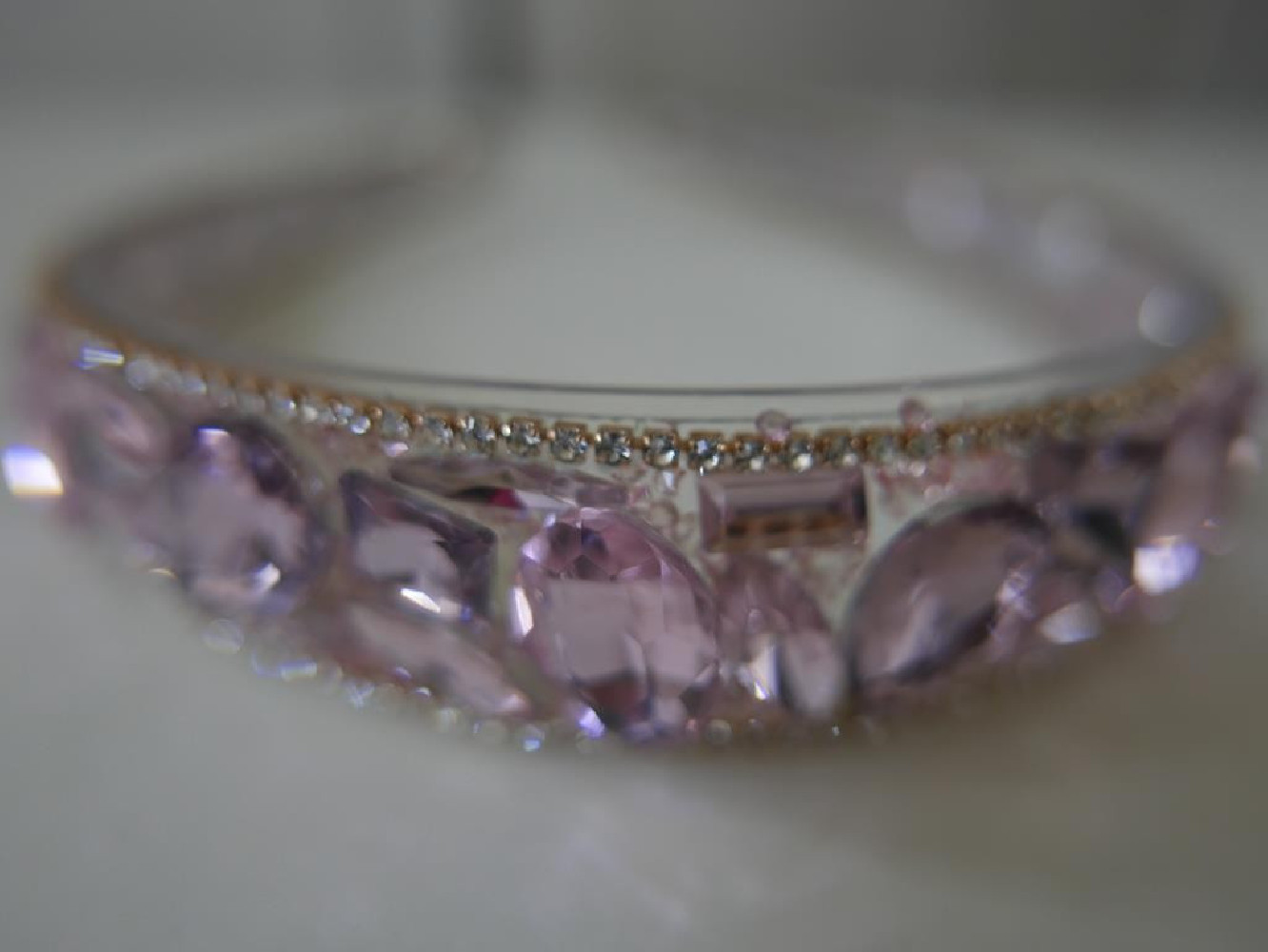 Różowe kryształki przepaska szer. 2,5 cm
