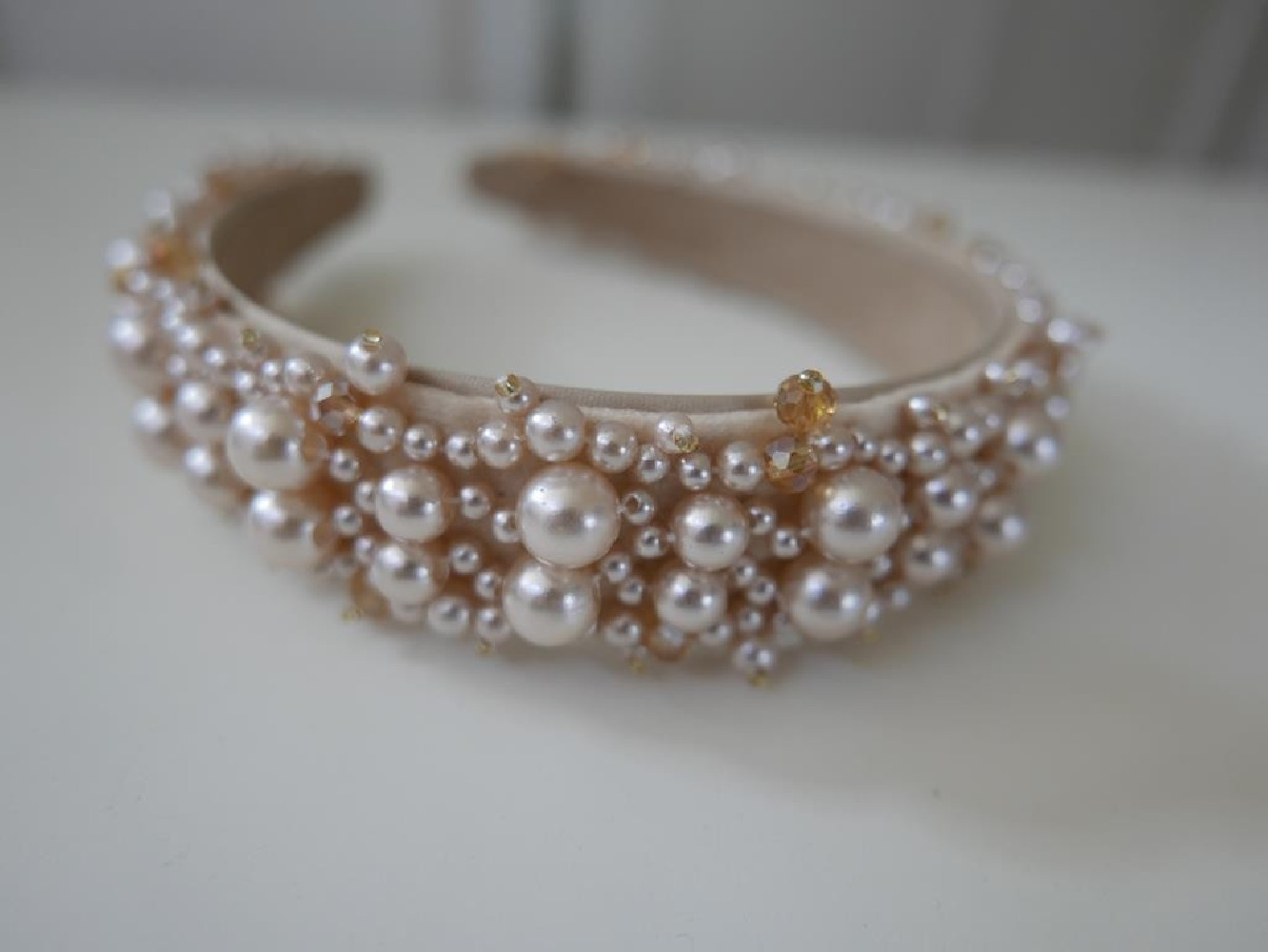 Beżowe perły przepaska szer. 3 cm