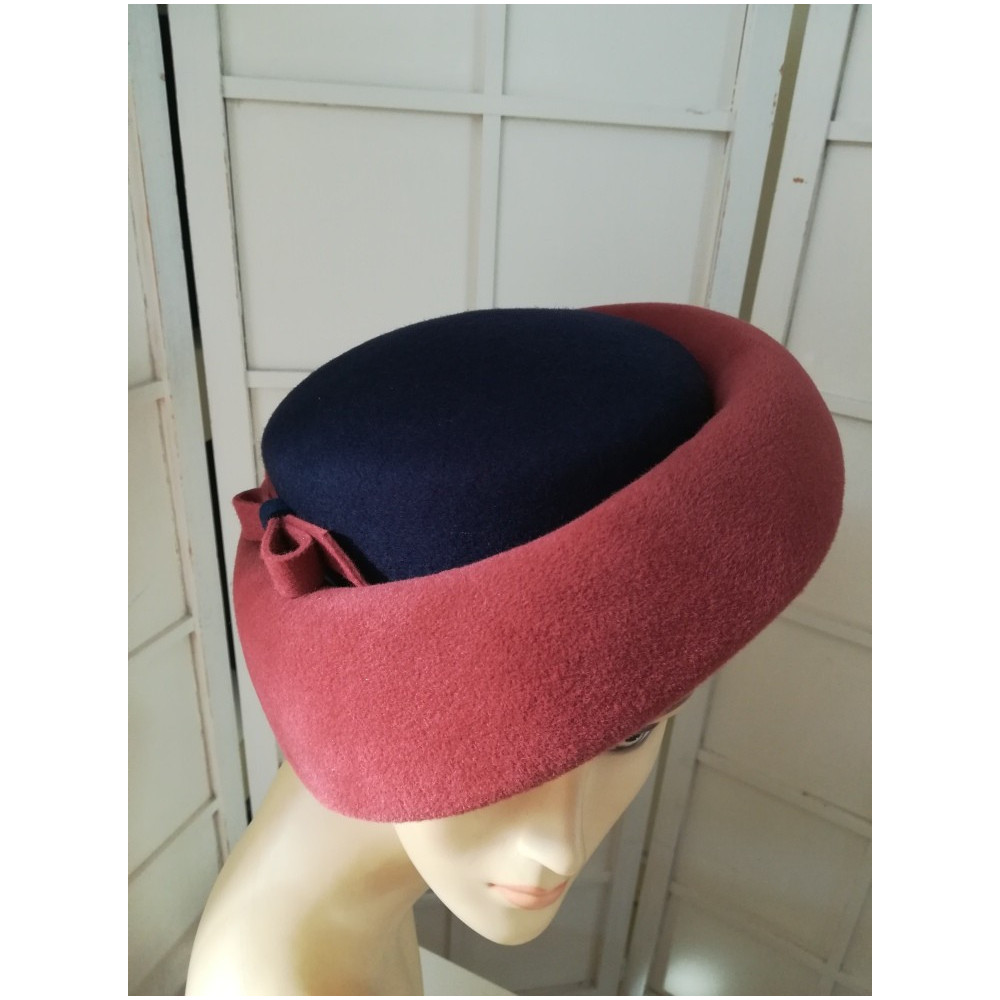 Łucja granatowo herbaciany kapelusz toczek