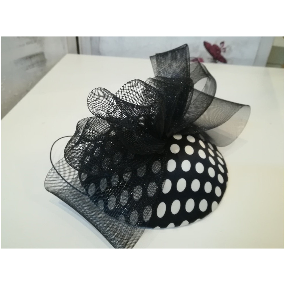 Biało czarny w groszki mini toczek fascynator