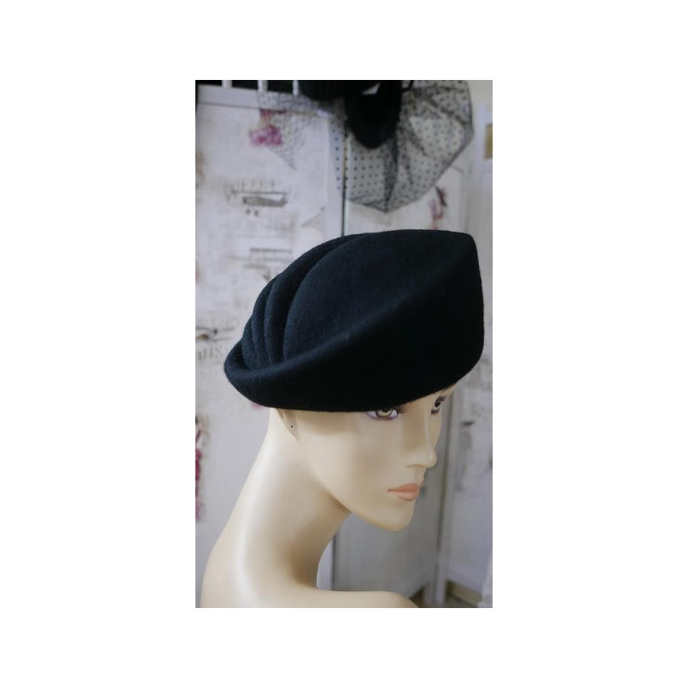 Czarny toczek filcowy  54-57 cm