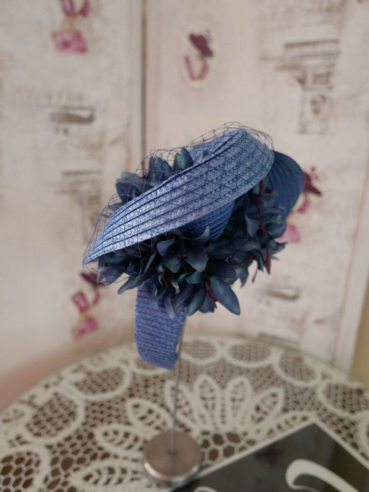 Weronika niebieski letni toczek fascynator