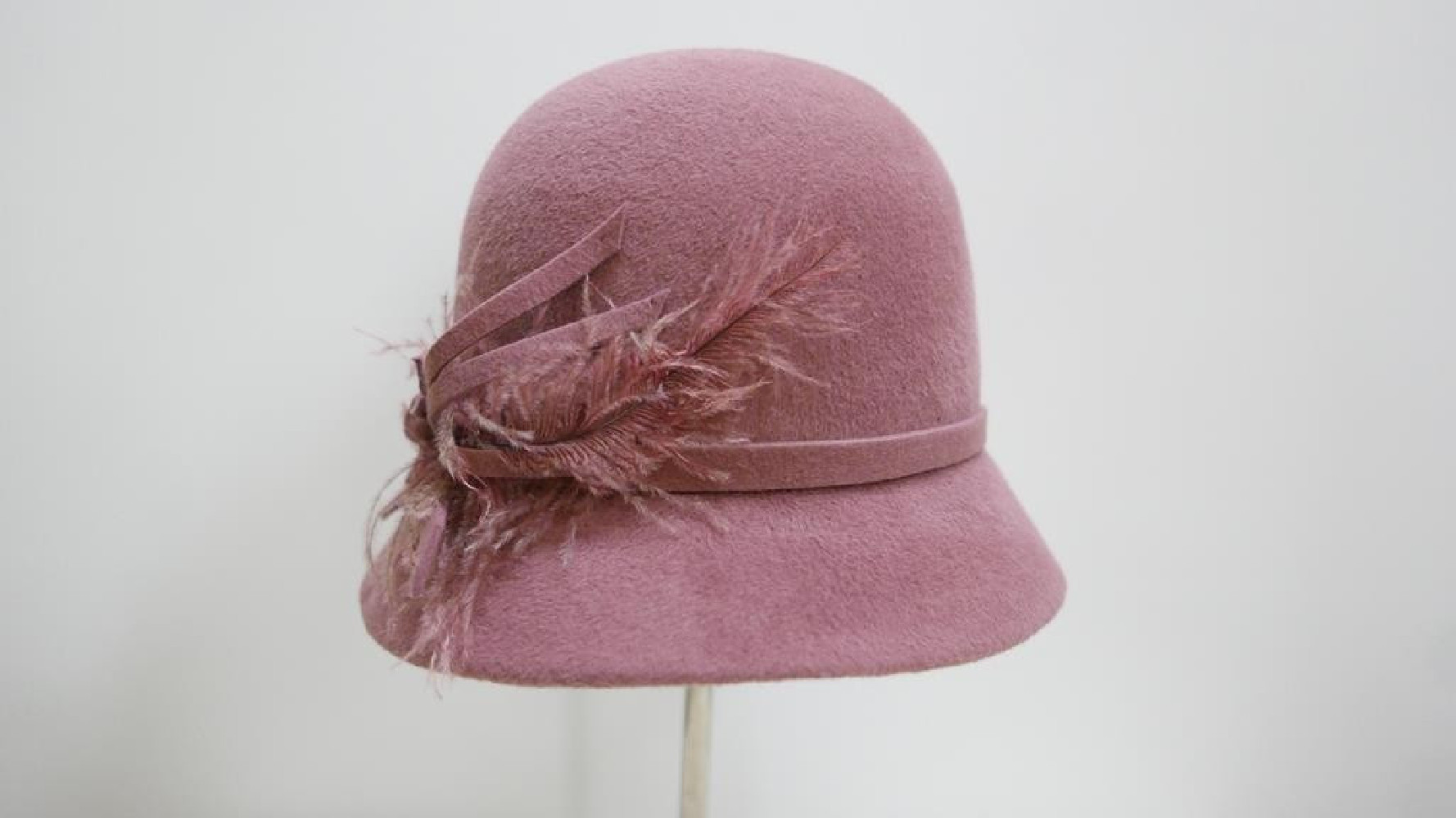 Cloe- różowy pilśniowy retro kapelusz  53-55 cm