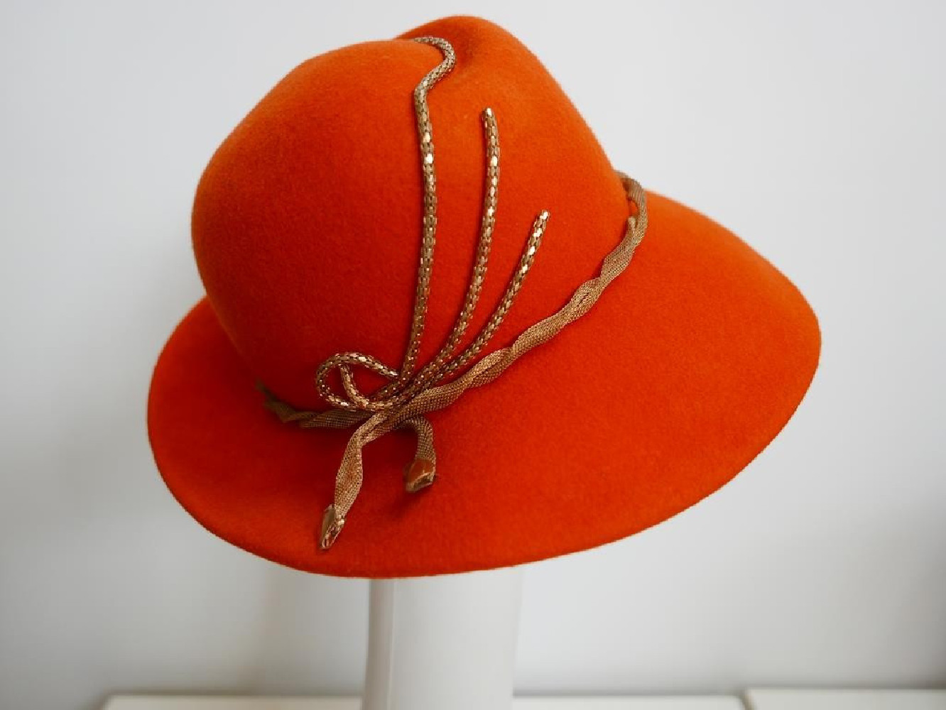 Atena pomarańczowy kapelusz filcowy 54-56cm