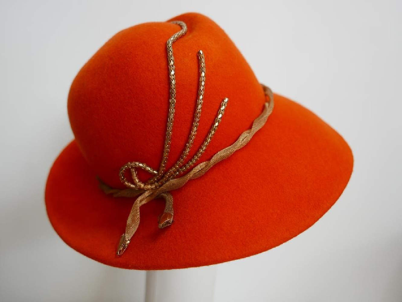 Atena pomarańczowy kapelusz filcowy 54-56cm