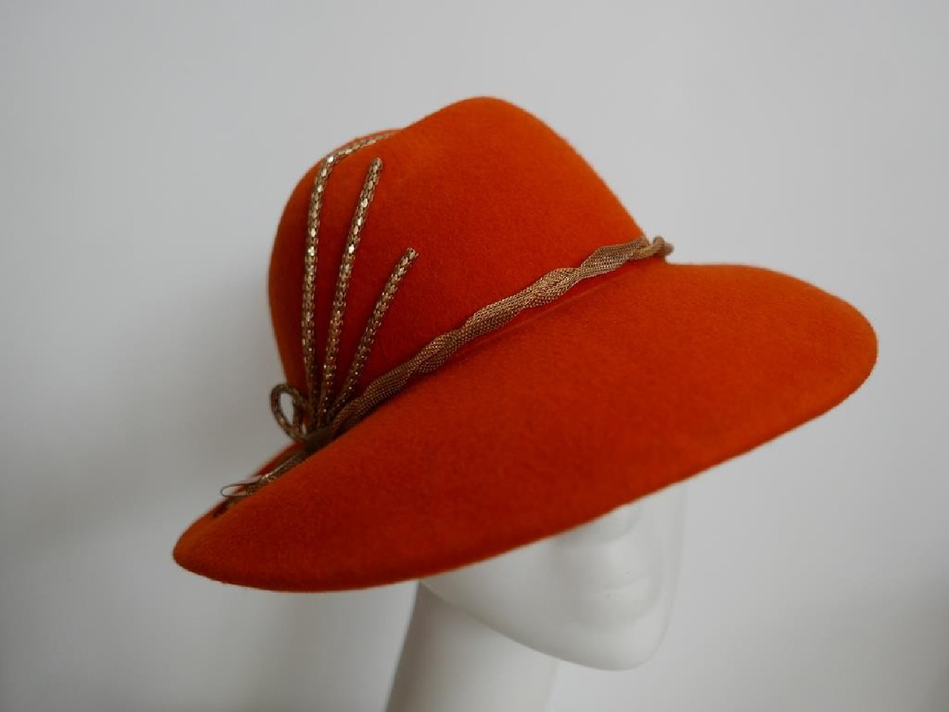 Atena pomarańczowy kapelusz filcowy 54-56cm