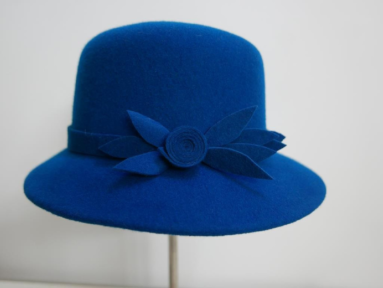 Stenia morski niebieski kapelusz filcowy 54-56cm