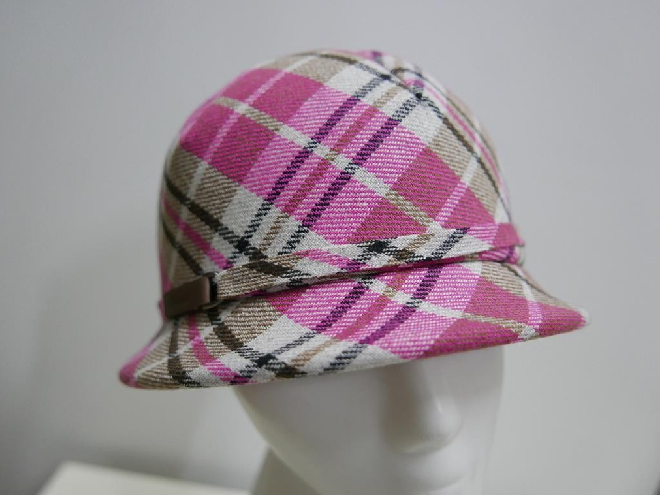 Krata różowa kapelusz tkanina do 58 cm- regulowany