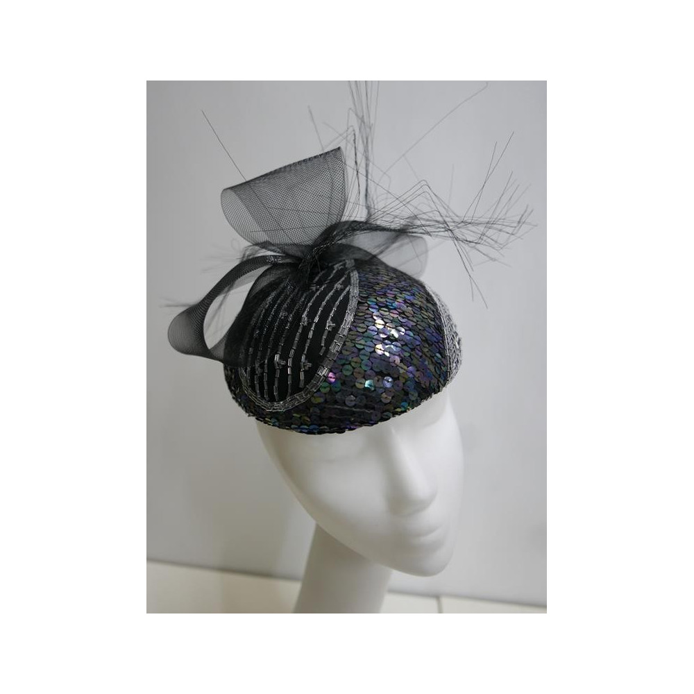 Walentyna toczek z tkaniny z cekinów z crin