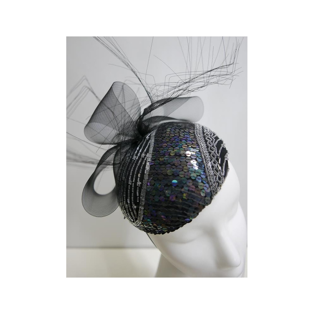 Walentyna toczek z tkaniny z cekinów z crin