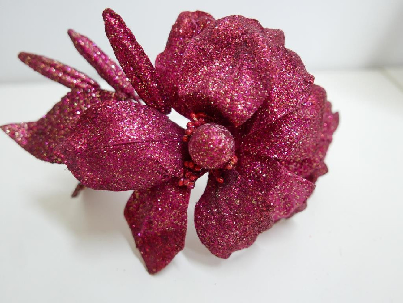 Czerwony fascynator święteczno karnawałowy na przepasce